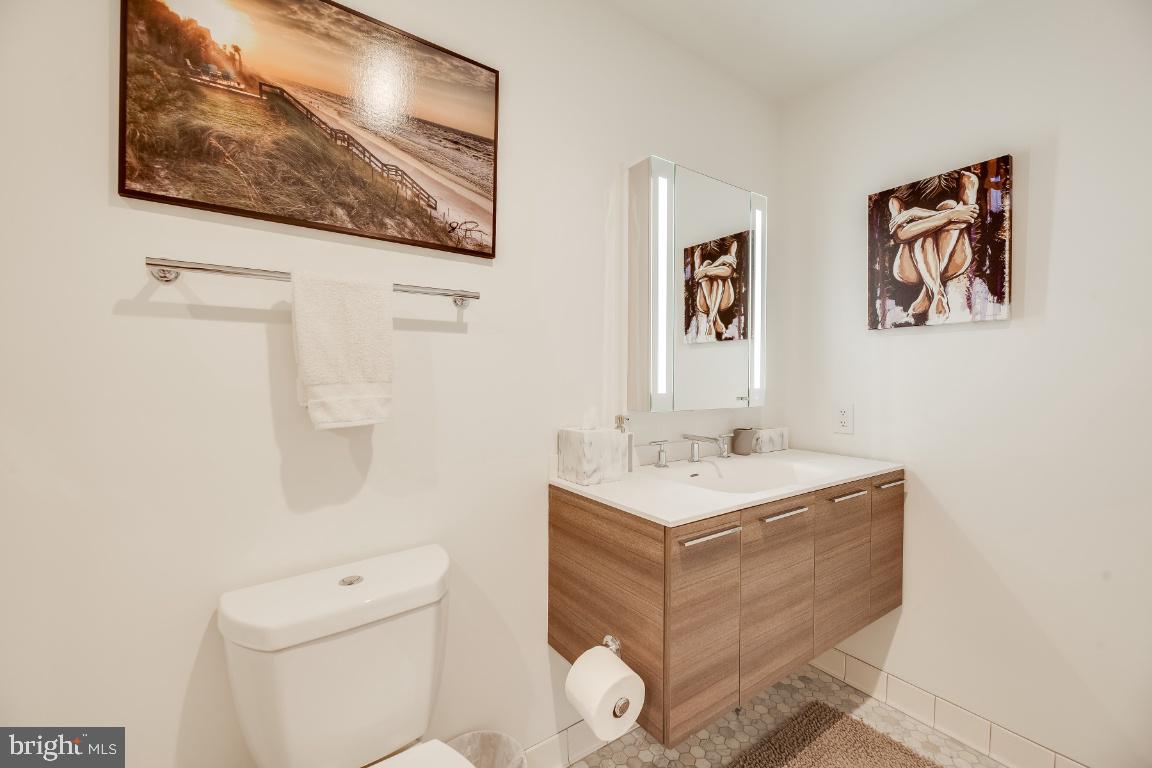 609 MARYLAND AVE NE #4, WASHINGTON, District Of Columbia 20002, 4 Bedrooms Bedrooms, ,4 BathroomsBathrooms,Residential,For sale,609 MARYLAND AVE NE #4,DCDC2208648 MLS # DCDC2208648