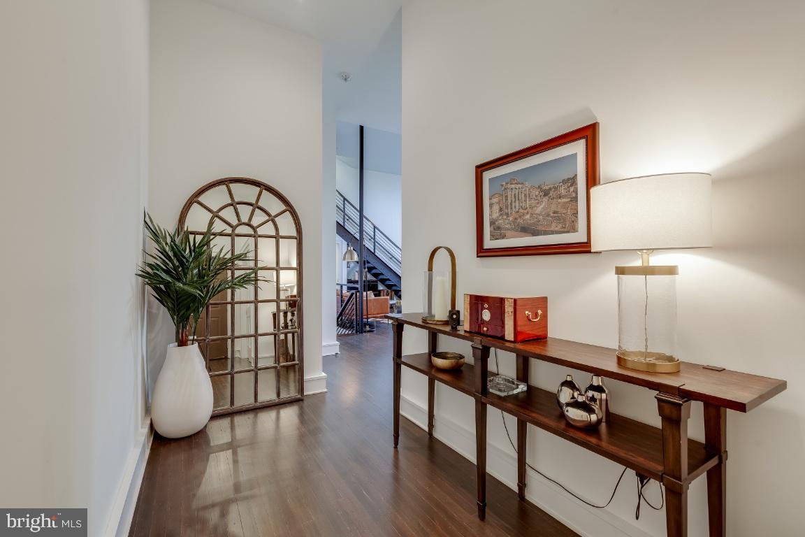 609 MARYLAND AVE NE #4, WASHINGTON, District Of Columbia 20002, 4 Bedrooms Bedrooms, ,4 BathroomsBathrooms,Residential,For sale,609 MARYLAND AVE NE #4,DCDC2208648 MLS # DCDC2208648