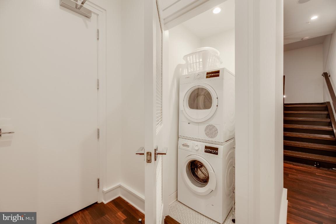 609 MARYLAND AVE NE #4, WASHINGTON, District Of Columbia 20002, 4 Bedrooms Bedrooms, ,4 BathroomsBathrooms,Residential,For sale,609 MARYLAND AVE NE #4,DCDC2208648 MLS # DCDC2208648