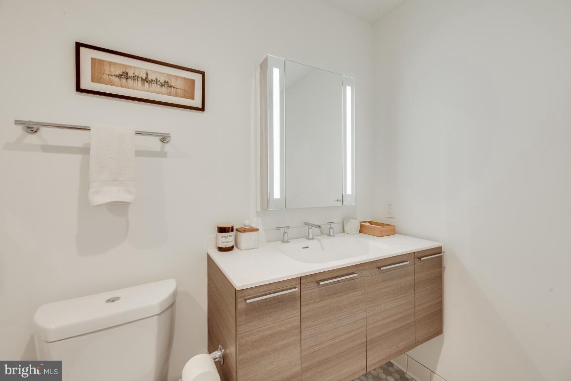 609 MARYLAND AVE NE #4, WASHINGTON, District Of Columbia 20002, 4 Bedrooms Bedrooms, ,4 BathroomsBathrooms,Residential,For sale,609 MARYLAND AVE NE #4,DCDC2208648 MLS # DCDC2208648