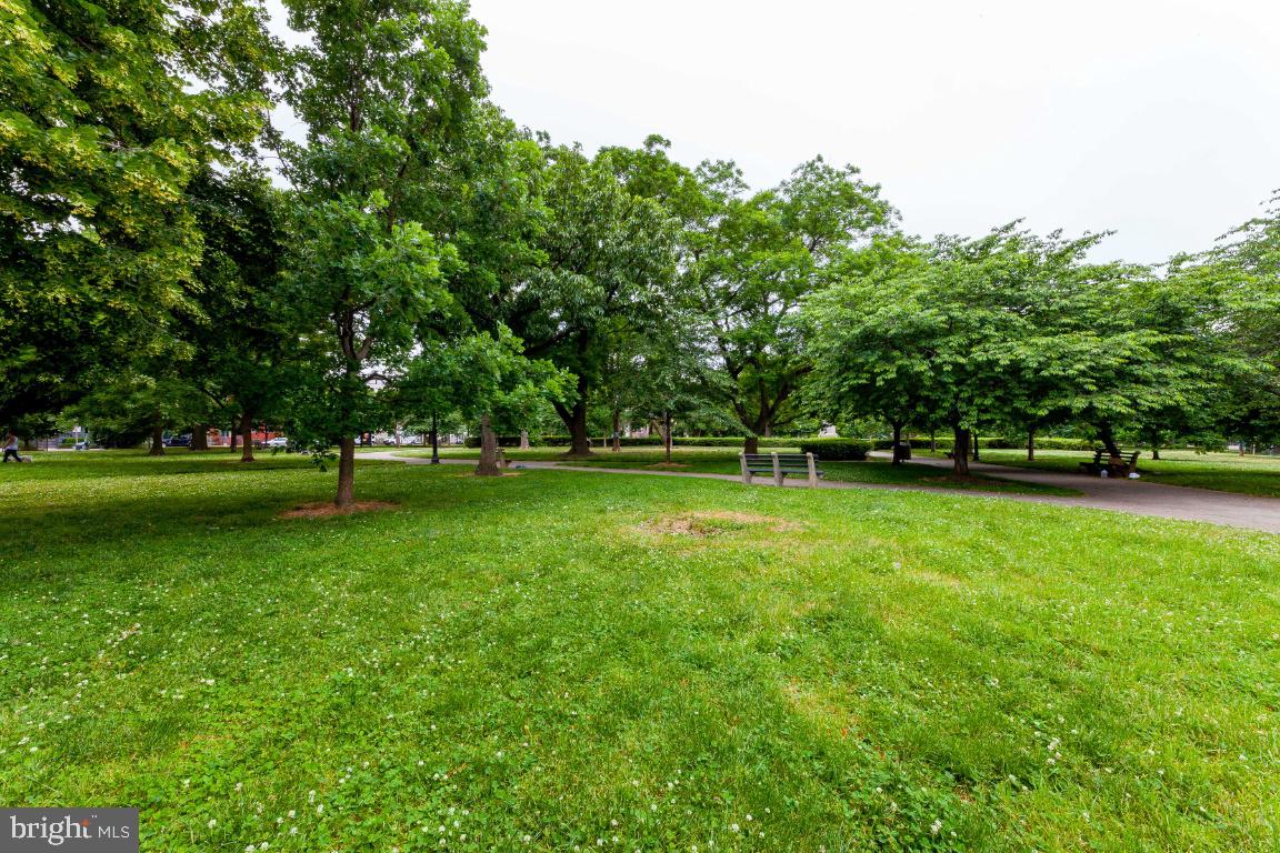 609 MARYLAND AVE NE #4, WASHINGTON, District Of Columbia 20002, 4 Bedrooms Bedrooms, ,4 BathroomsBathrooms,Residential,For sale,609 MARYLAND AVE NE #4,DCDC2208648 MLS # DCDC2208648