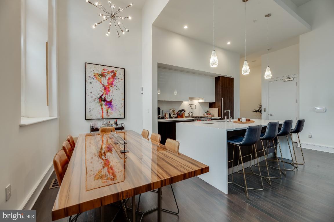 609 MARYLAND AVE NE #4, WASHINGTON, District Of Columbia 20002, 4 Bedrooms Bedrooms, ,4 BathroomsBathrooms,Residential,For sale,609 MARYLAND AVE NE #4,DCDC2208648 MLS # DCDC2208648
