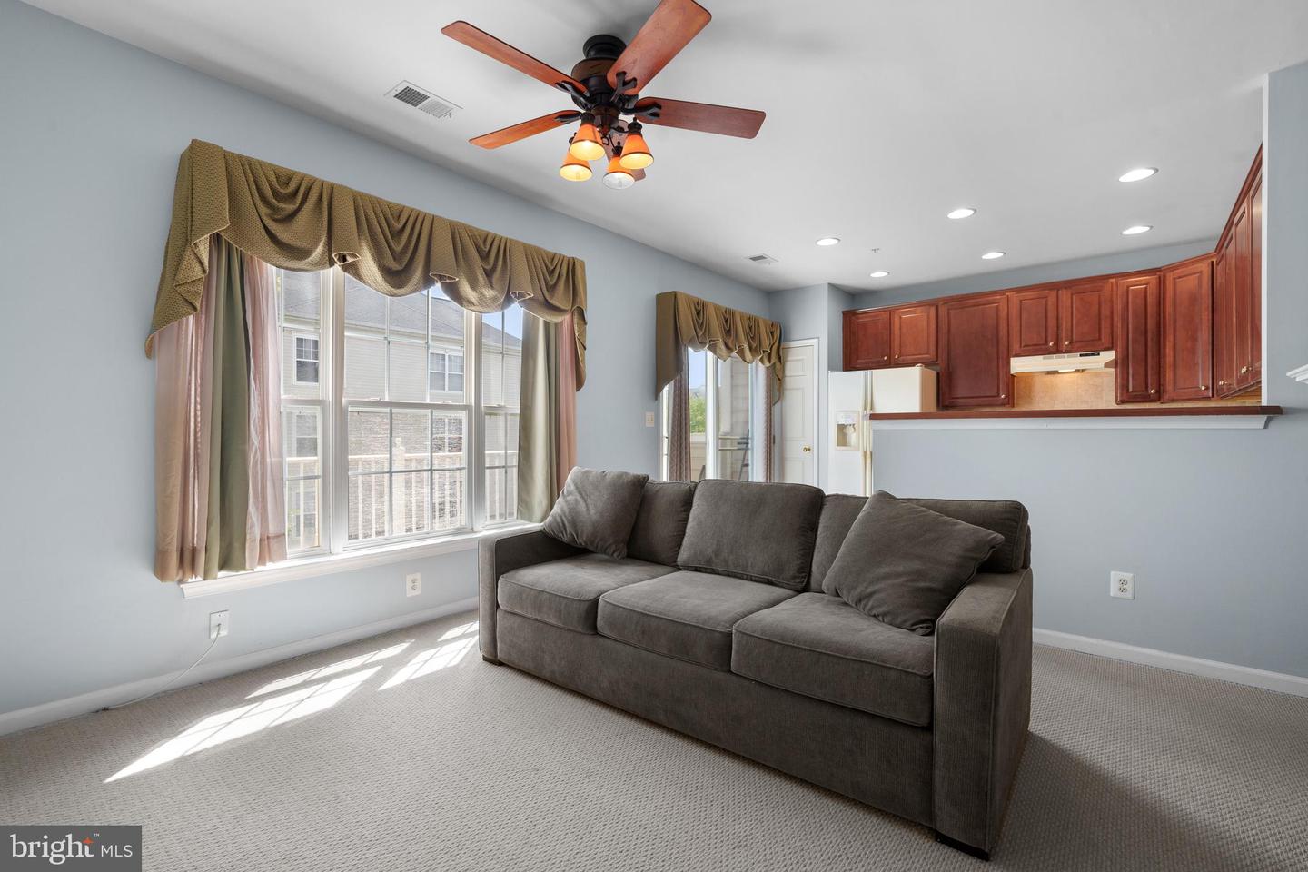 5061 ANCHORSTONE DR #5061, WOODBRIDGE, Virginia 22192, 3 Bedrooms Bedrooms, ,2 BathroomsBathrooms,Residential,For sale,5061 ANCHORSTONE DR #5061,VAPW2098648 MLS # VAPW2098648
