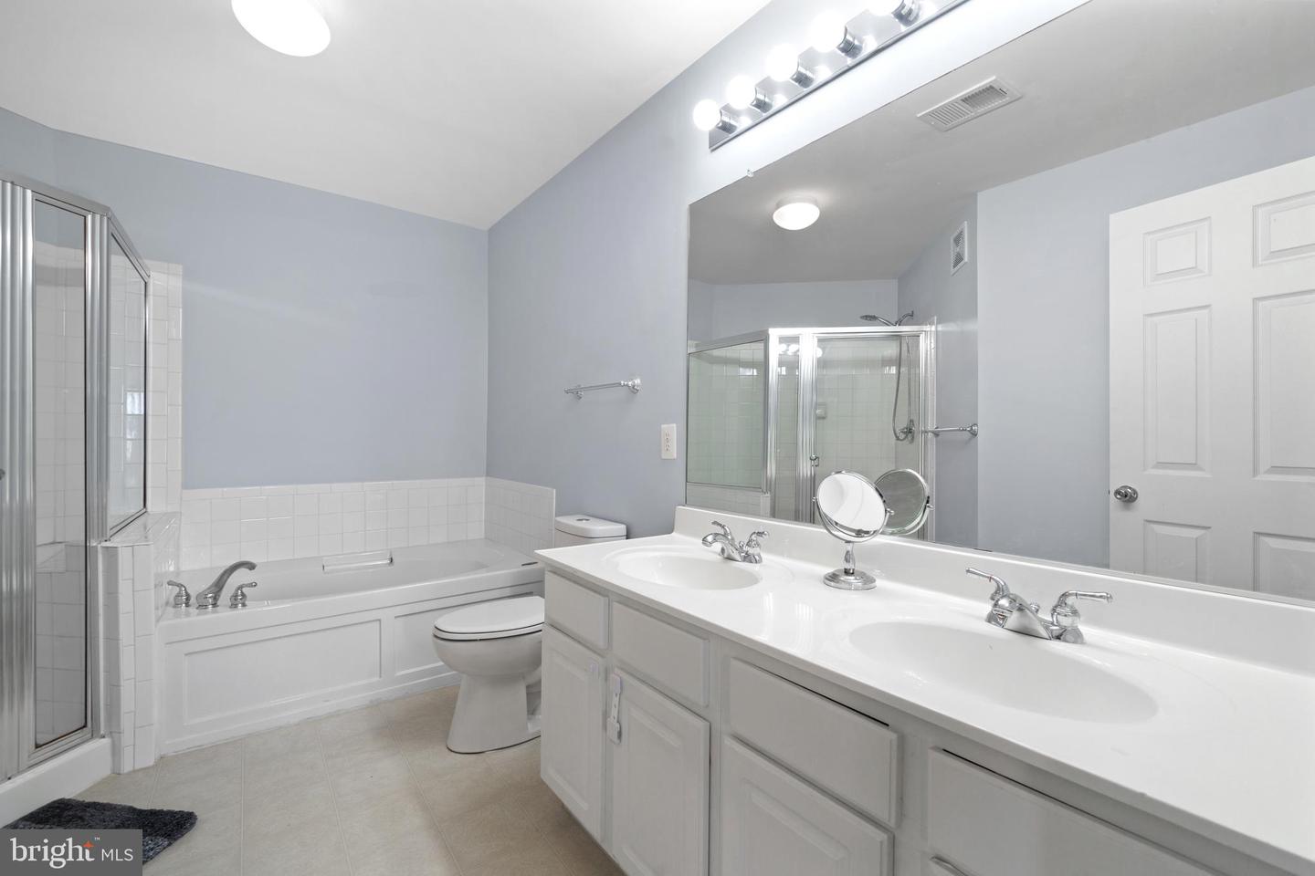 5061 ANCHORSTONE DR #5061, WOODBRIDGE, Virginia 22192, 3 Bedrooms Bedrooms, ,2 BathroomsBathrooms,Residential,For sale,5061 ANCHORSTONE DR #5061,VAPW2098648 MLS # VAPW2098648