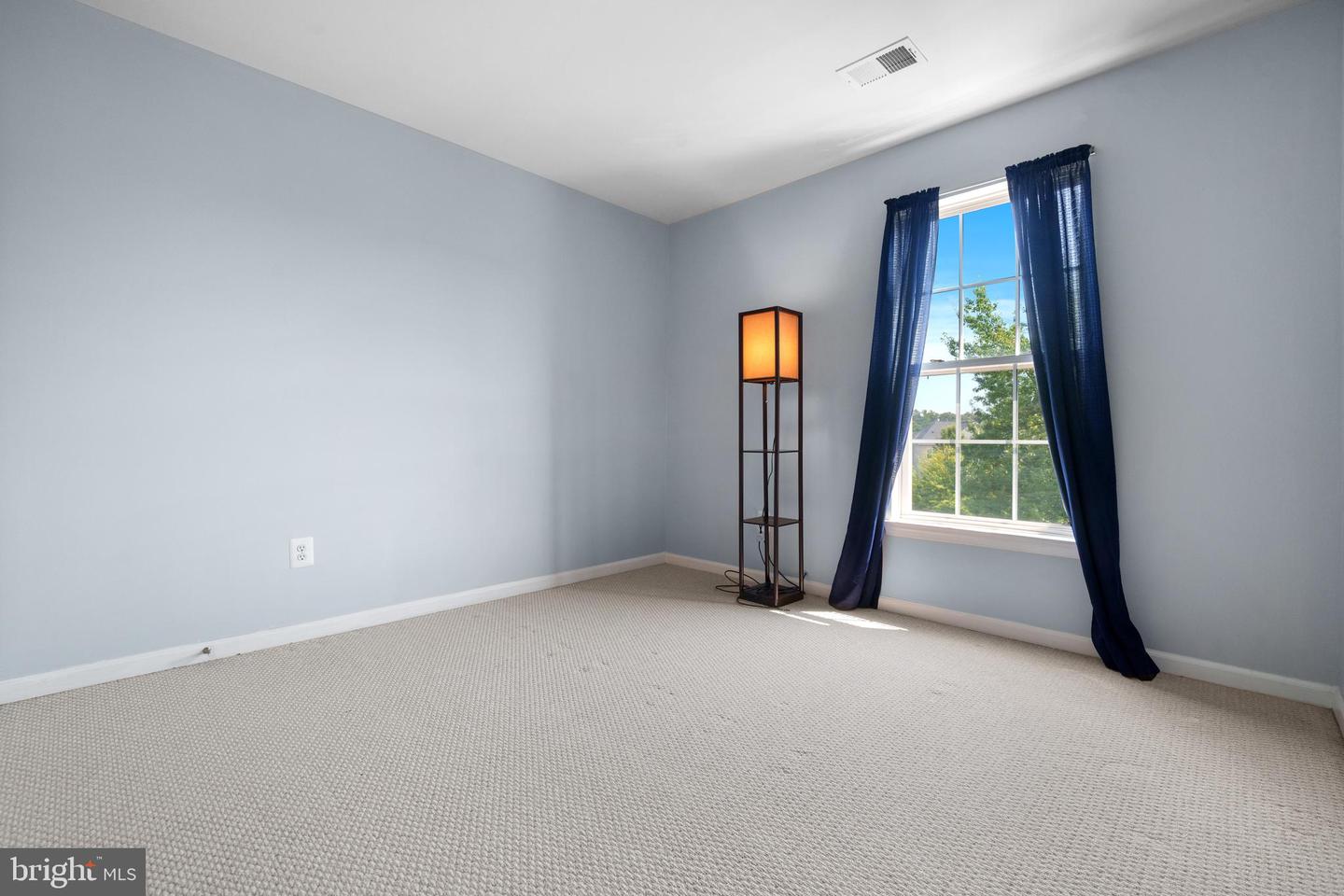 5061 ANCHORSTONE DR #5061, WOODBRIDGE, Virginia 22192, 3 Bedrooms Bedrooms, ,2 BathroomsBathrooms,Residential,For sale,5061 ANCHORSTONE DR #5061,VAPW2098648 MLS # VAPW2098648