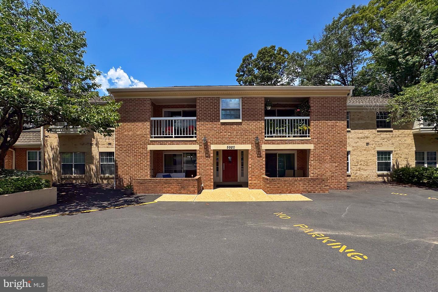 5920 COVE LANDING RD #102, BURKE, Virginia 22015, 2 Bedrooms Bedrooms, 8 Rooms Rooms,2 BathroomsBathrooms,Residential,For sale,5920 COVE LANDING RD #102,VAFX2253708 MLS # VAFX2253708