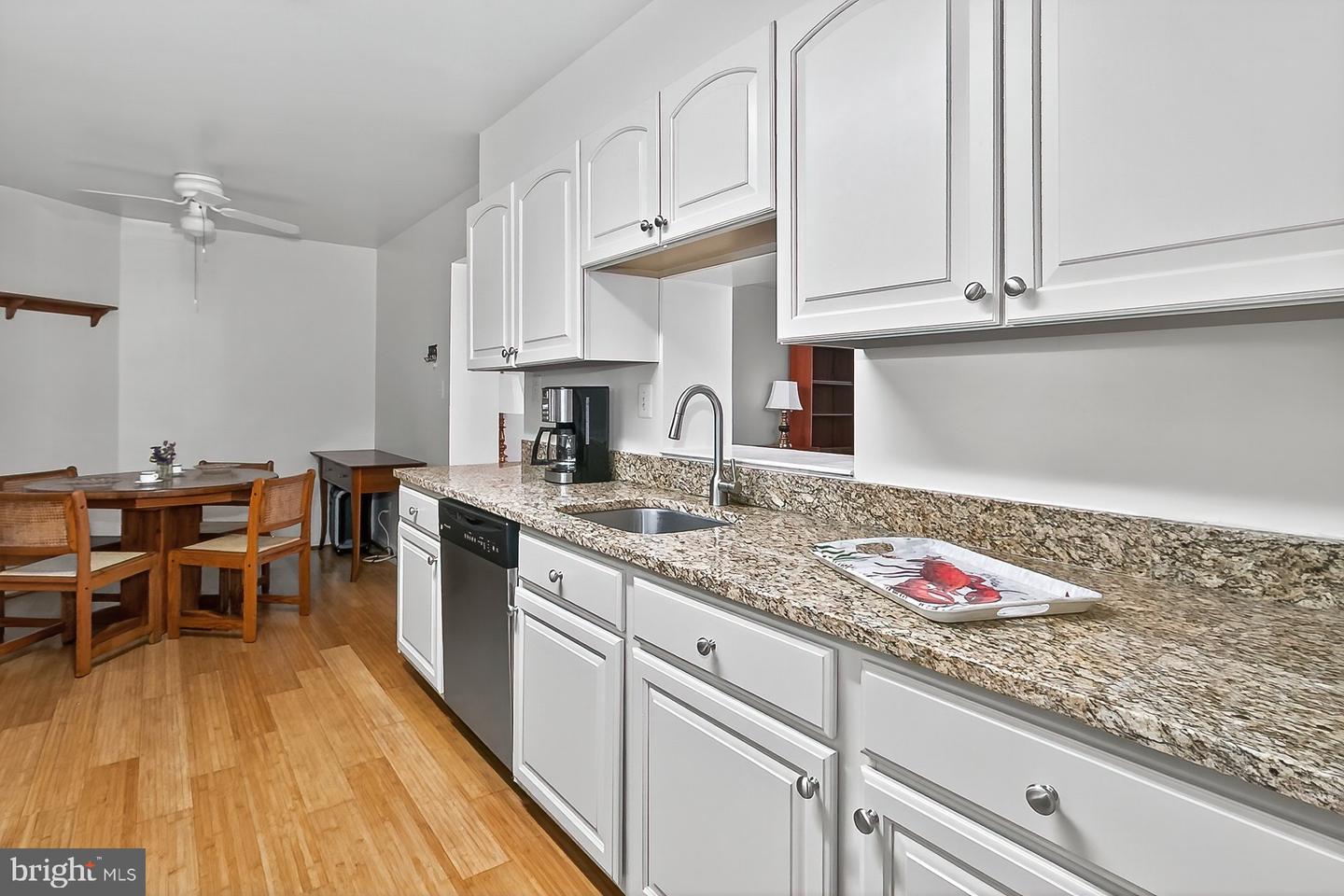 5920 COVE LANDING RD #102, BURKE, Virginia 22015, 2 Bedrooms Bedrooms, 8 Rooms Rooms,2 BathroomsBathrooms,Residential,For sale,5920 COVE LANDING RD #102,VAFX2253708 MLS # VAFX2253708