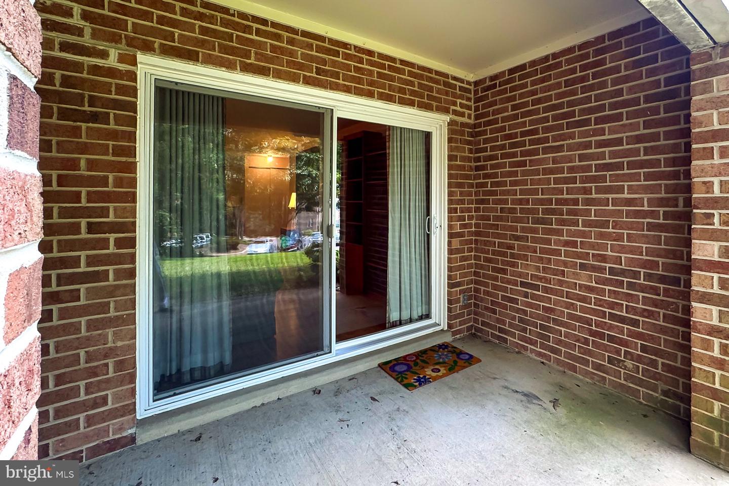 5920 COVE LANDING RD #102, BURKE, Virginia 22015, 2 Bedrooms Bedrooms, 8 Rooms Rooms,2 BathroomsBathrooms,Residential,For sale,5920 COVE LANDING RD #102,VAFX2253708 MLS # VAFX2253708