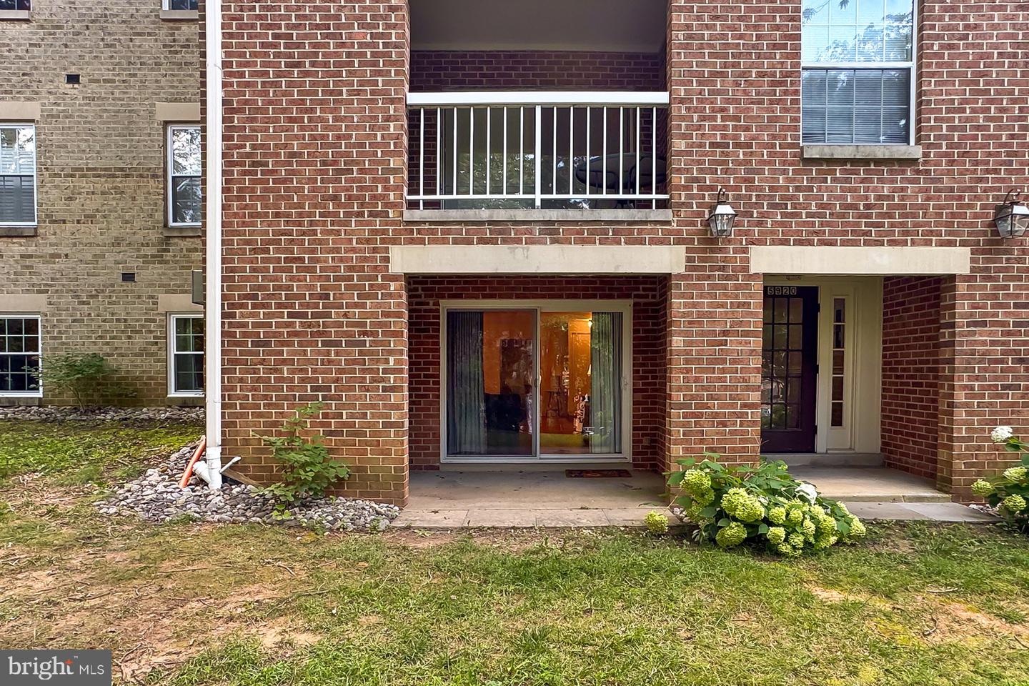5920 COVE LANDING RD #102, BURKE, Virginia 22015, 2 Bedrooms Bedrooms, 8 Rooms Rooms,2 BathroomsBathrooms,Residential,For sale,5920 COVE LANDING RD #102,VAFX2253708 MLS # VAFX2253708