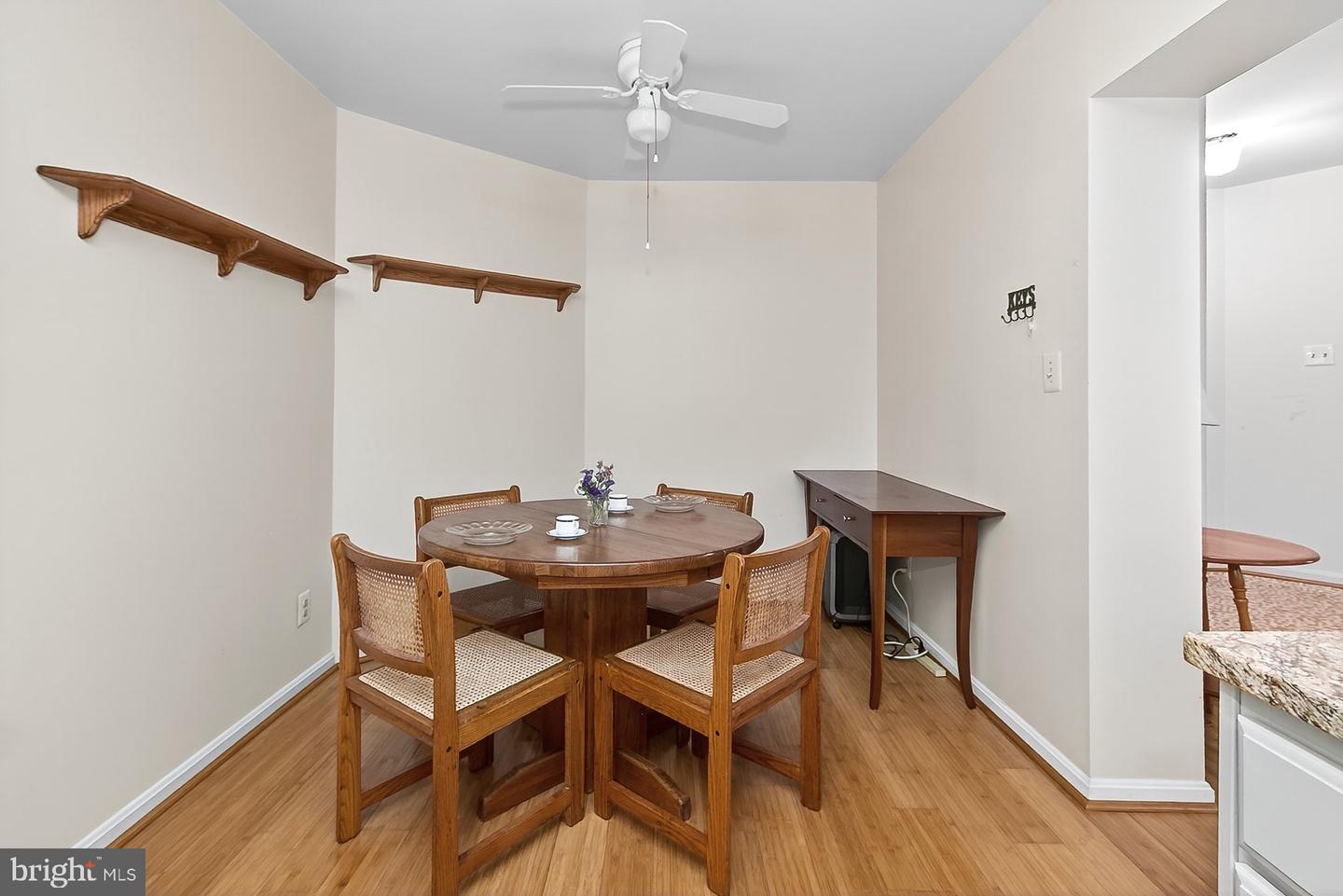 5920 COVE LANDING RD #102, BURKE, Virginia 22015, 2 Bedrooms Bedrooms, 8 Rooms Rooms,2 BathroomsBathrooms,Residential,For sale,5920 COVE LANDING RD #102,VAFX2253708 MLS # VAFX2253708