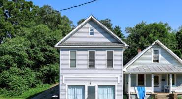 107 VIRGINIA AVE, SHENANDOAH, Virginia 22849, 2 Bedrooms Bedrooms, ,2 BathroomsBathrooms,Residential,107 VIRGINIA AVE,VAPA2005112 MLS # VAPA2005112