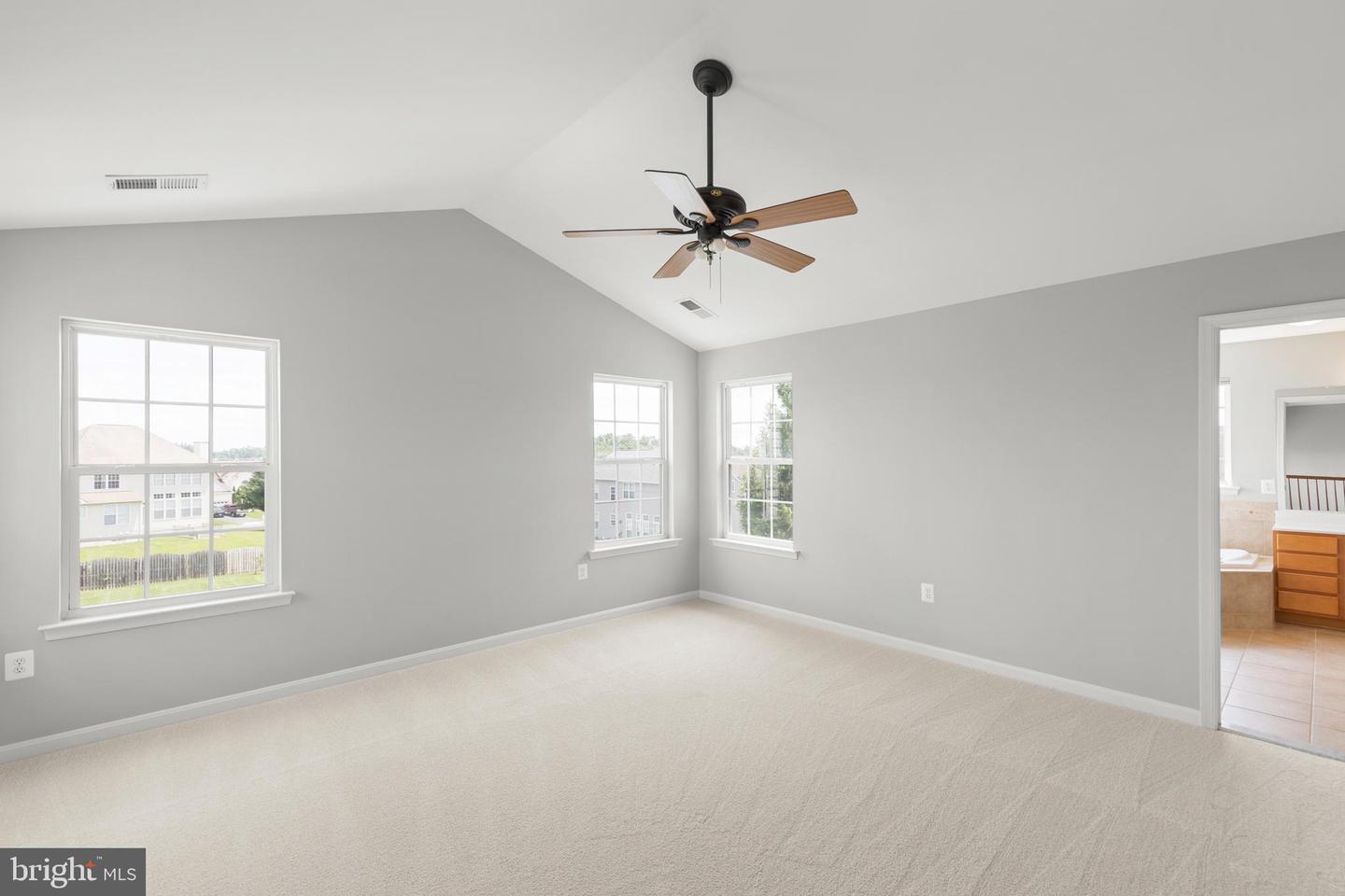 105 BRAXTON CT, WINCHESTER, Virginia 22602, 4 Bedrooms Bedrooms, ,3 BathroomsBathrooms,Residential,For sale,105 BRAXTON CT,VAFV2035280 MLS # VAFV2035280