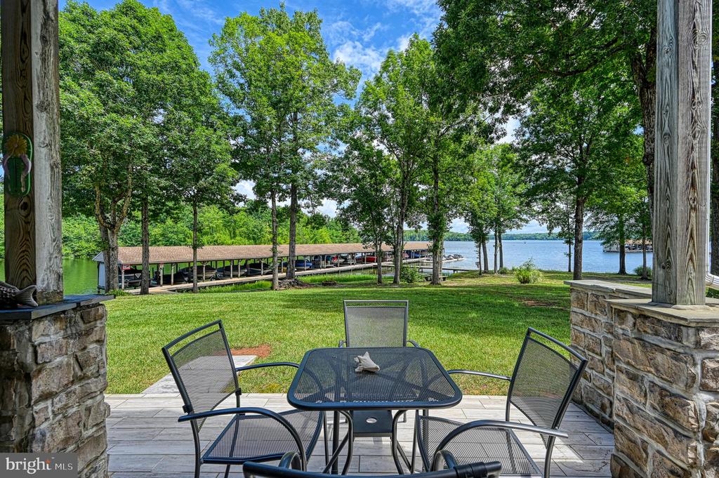 286 LAKE FRONT DR, MINERAL, Virginia 23117, 3 Bedrooms Bedrooms, ,3 BathroomsBathrooms,Residential,286 LAKE FRONT DR,VALA2008218 MLS # VALA2008218