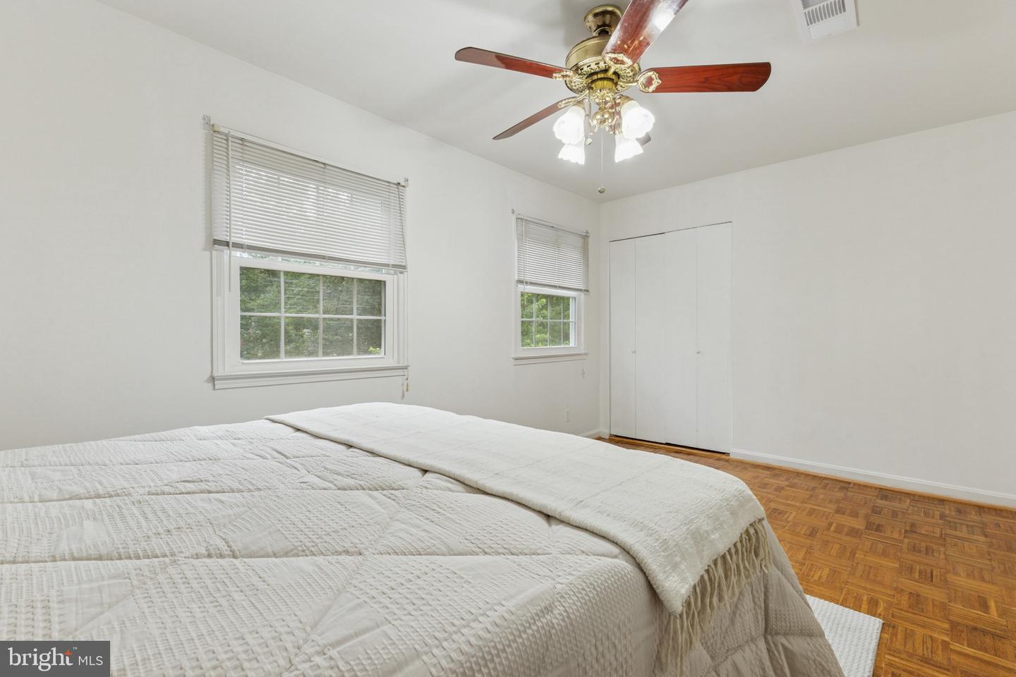 14870 LAMBETH SQ, CENTREVILLE, Virginia 20120, 3 Bedrooms Bedrooms, ,2 BathroomsBathrooms,Residential,For sale,14870 LAMBETH SQ,VAFX2253762 MLS # VAFX2253762