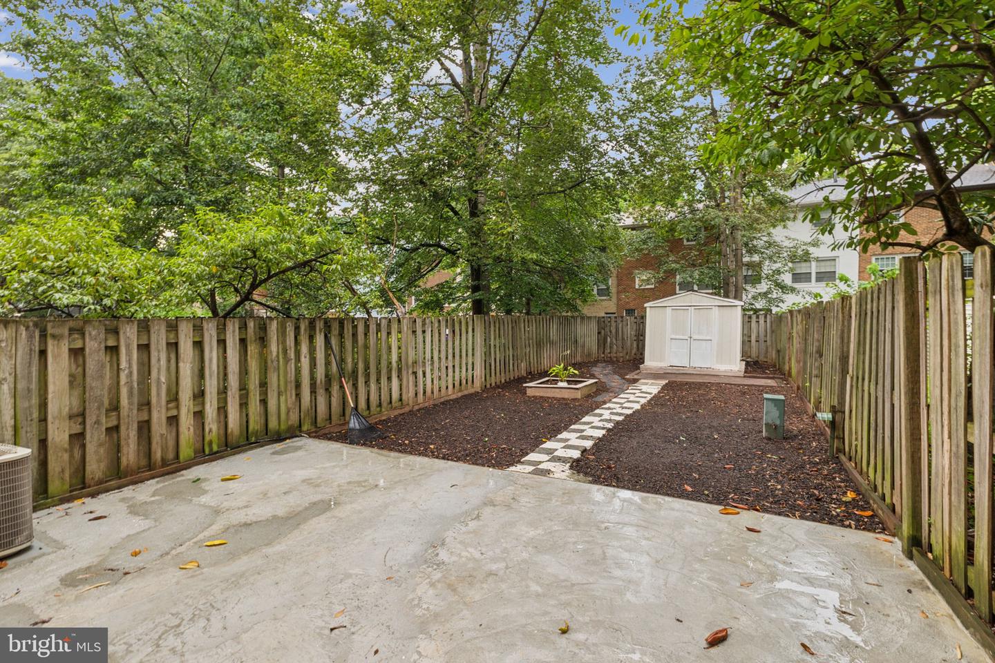 14870 LAMBETH SQ, CENTREVILLE, Virginia 20120, 3 Bedrooms Bedrooms, ,2 BathroomsBathrooms,Residential,For sale,14870 LAMBETH SQ,VAFX2253762 MLS # VAFX2253762