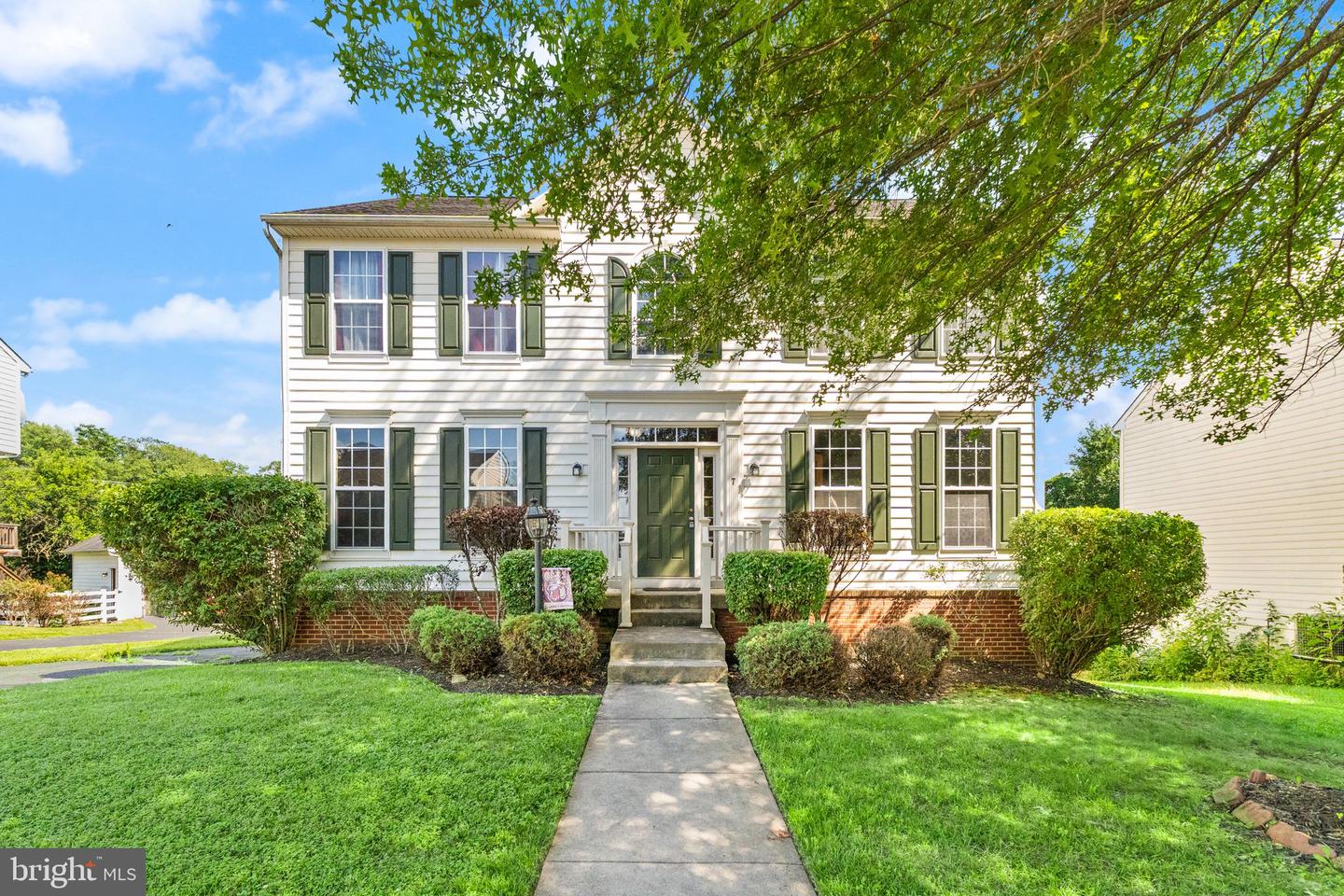 7 COOPER RUN ST, LOVETTSVILLE, Virginia 20180, 4 Bedrooms Bedrooms, ,2 BathroomsBathrooms,Residential,For sale,7 COOPER RUN ST,VALO2101436 MLS # VALO2101436