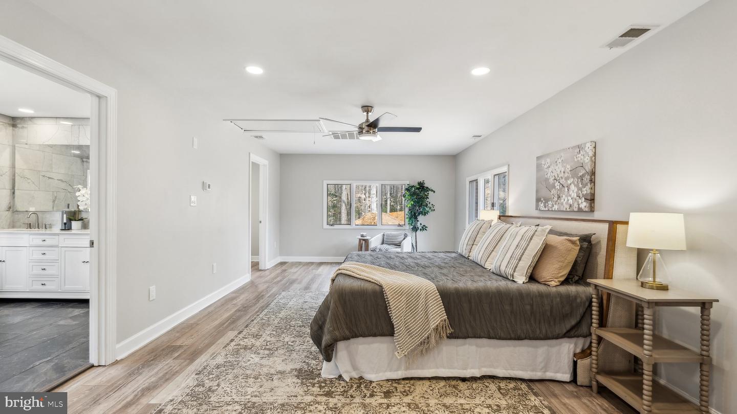6008 CHAPMAN RD, LORTON, Virginia 22079, 4 Bedrooms Bedrooms, ,3 BathroomsBathrooms,Residential,For sale,6008 CHAPMAN RD,VAFX2254378 MLS # VAFX2254378