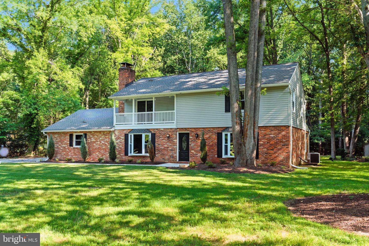 6008 CHAPMAN RD, LORTON, Virginia 22079, 4 Bedrooms Bedrooms, ,3 BathroomsBathrooms,Residential,For sale,6008 CHAPMAN RD,VAFX2254378 MLS # VAFX2254378