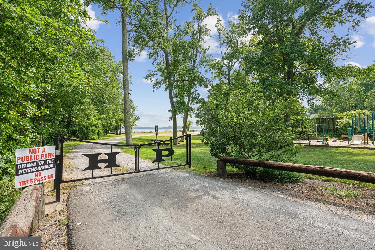 6008 CHAPMAN RD, LORTON, Virginia 22079, 4 Bedrooms Bedrooms, ,3 BathroomsBathrooms,Residential,For sale,6008 CHAPMAN RD,VAFX2254378 MLS # VAFX2254378