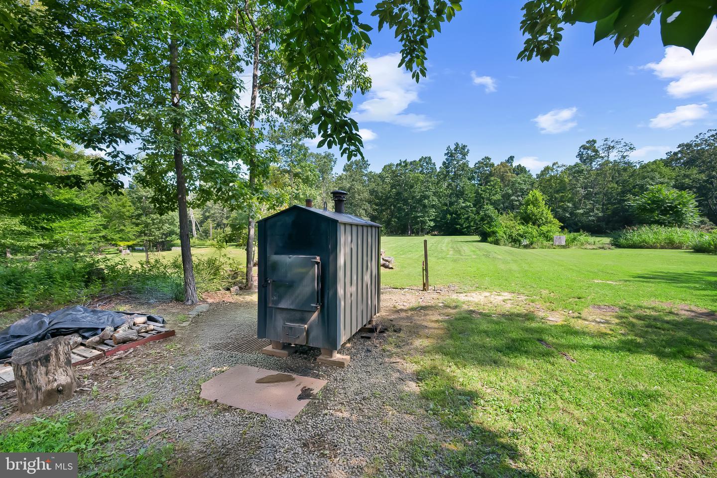 12565 BRISTERSBURG RD, MIDLAND, Virginia 22728, 5 Bedrooms Bedrooms, ,3 BathroomsBathrooms,Residential,For sale,12565 BRISTERSBURG RD,VAFQ2017382 MLS # VAFQ2017382