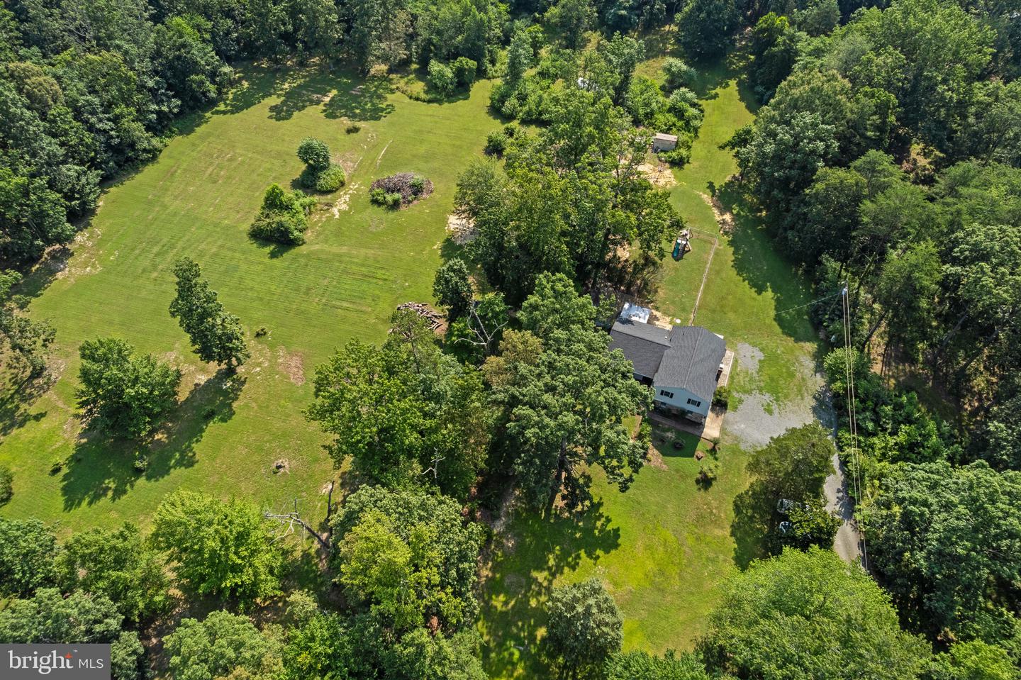 12565 BRISTERSBURG RD, MIDLAND, Virginia 22728, 5 Bedrooms Bedrooms, ,3 BathroomsBathrooms,Residential,For sale,12565 BRISTERSBURG RD,VAFQ2017382 MLS # VAFQ2017382
