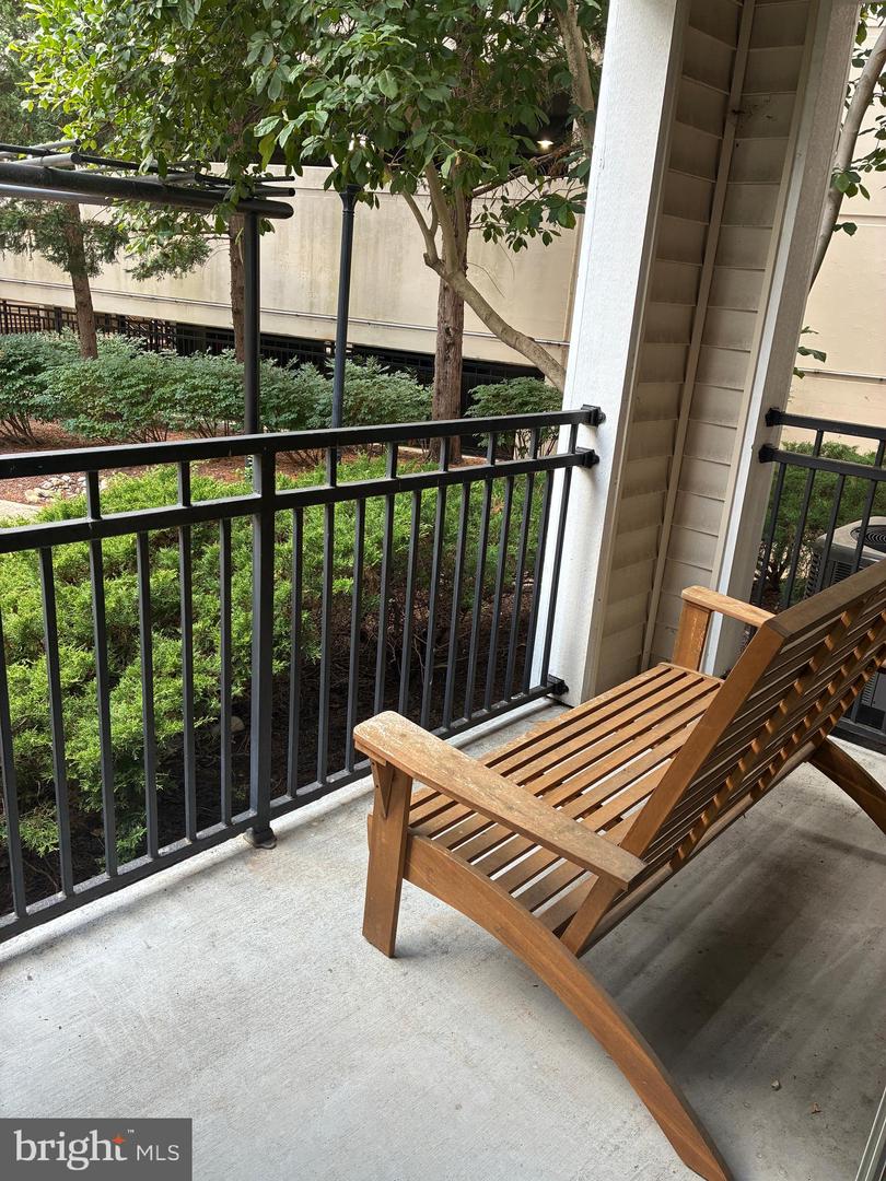 12925 CENTRE PARK CIR #101, HERNDON, Virginia 20171, 2 Bedrooms Bedrooms, ,2 BathroomsBathrooms,Residential,For sale,12925 CENTRE PARK CIR #101,VAFX2254610 MLS # VAFX2254610