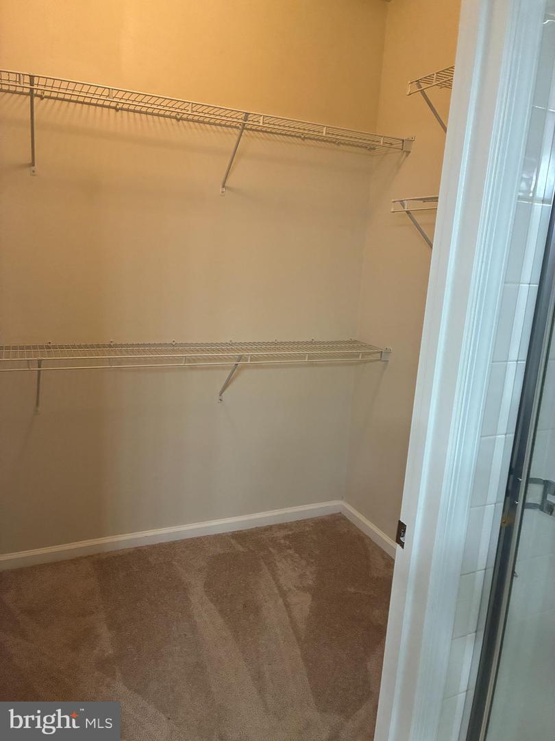 12925 CENTRE PARK CIR #101, HERNDON, Virginia 20171, 2 Bedrooms Bedrooms, ,2 BathroomsBathrooms,Residential,For sale,12925 CENTRE PARK CIR #101,VAFX2254610 MLS # VAFX2254610