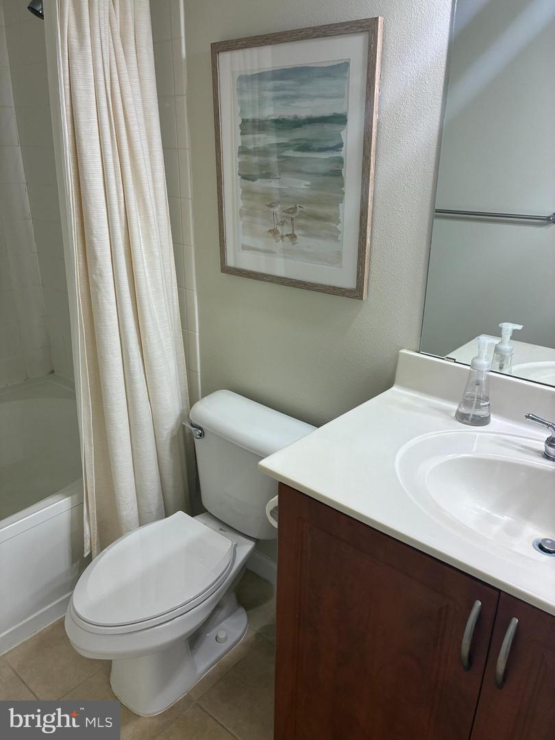 12925 CENTRE PARK CIR #101, HERNDON, Virginia 20171, 2 Bedrooms Bedrooms, ,2 BathroomsBathrooms,Residential,For sale,12925 CENTRE PARK CIR #101,VAFX2254610 MLS # VAFX2254610