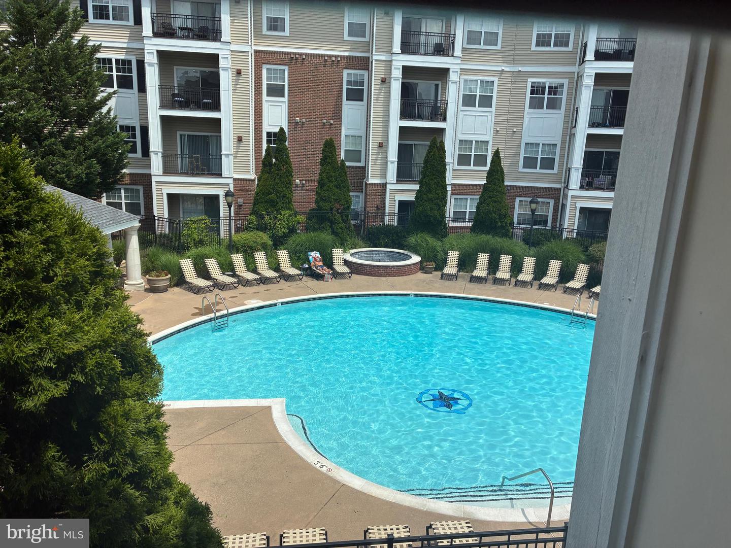 12925 CENTRE PARK CIR #101, HERNDON, Virginia 20171, 2 Bedrooms Bedrooms, ,2 BathroomsBathrooms,Residential,For sale,12925 CENTRE PARK CIR #101,VAFX2254610 MLS # VAFX2254610
