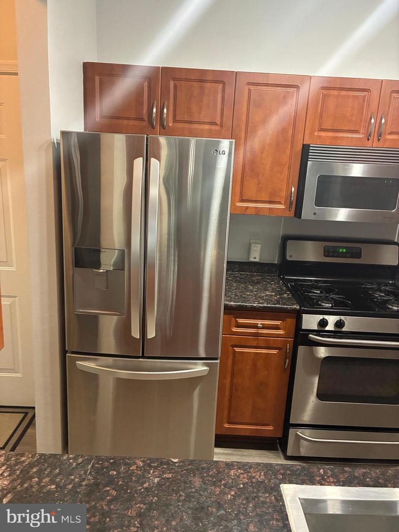 12925 CENTRE PARK CIR #101, HERNDON, Virginia 20171, 2 Bedrooms Bedrooms, ,2 BathroomsBathrooms,Residential,For sale,12925 CENTRE PARK CIR #101,VAFX2254610 MLS # VAFX2254610