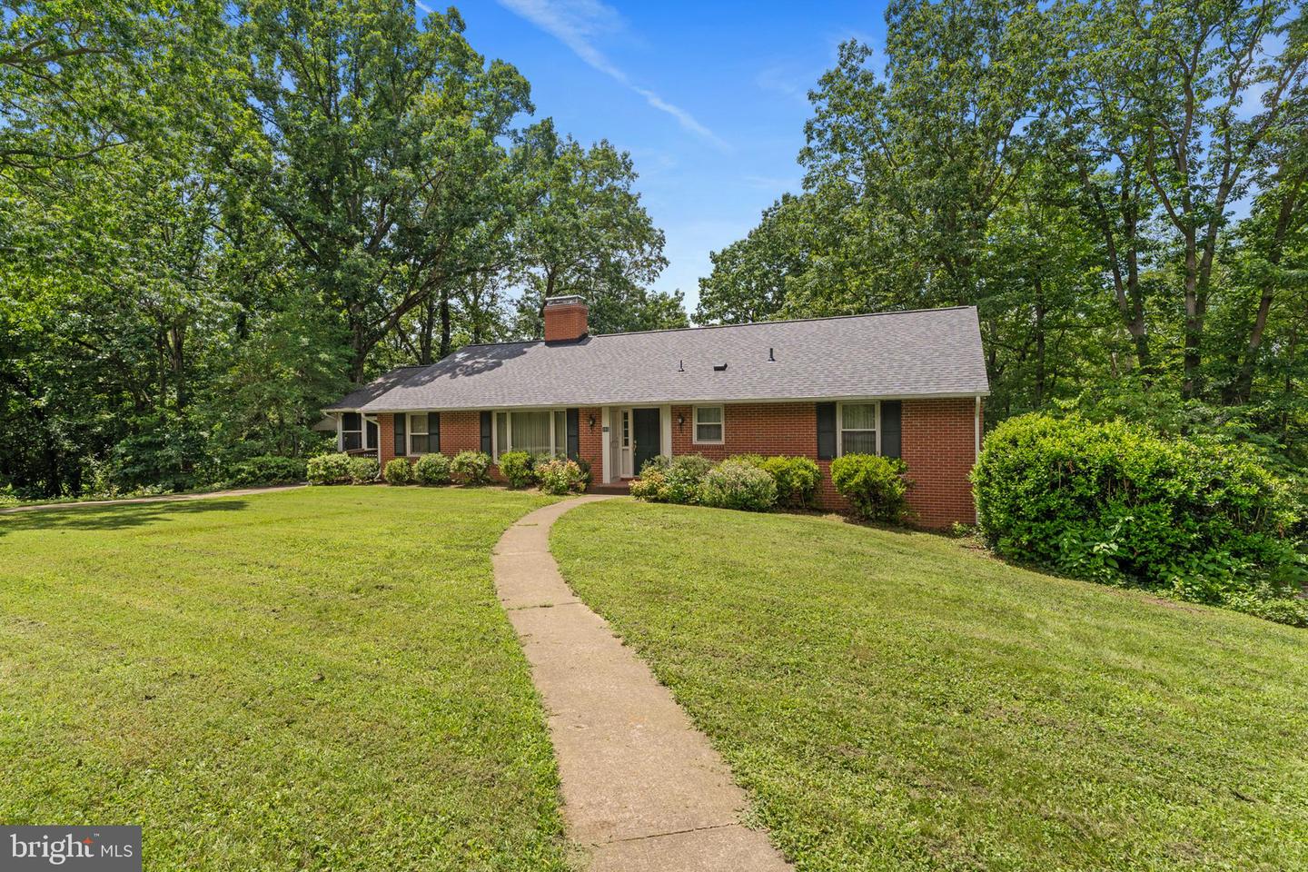 101 GOODLOE DR, FREDERICKSBURG, Virginia 22401, 3 Bedrooms Bedrooms, ,2 BathroomsBathrooms,Residential,For sale,101 GOODLOE DR,VAFB2008560 MLS # VAFB2008560