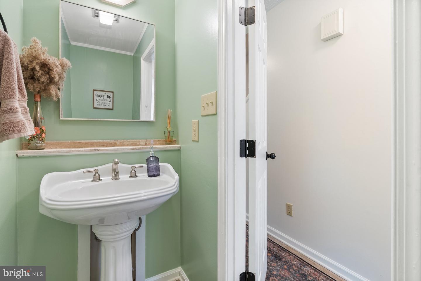 103 MASTERS DR, CROSS JUNCTION, Virginia 22625, 4 Bedrooms Bedrooms, ,2 BathroomsBathrooms,Residential,For sale,103 MASTERS DR,VAFV2035380 MLS # VAFV2035380