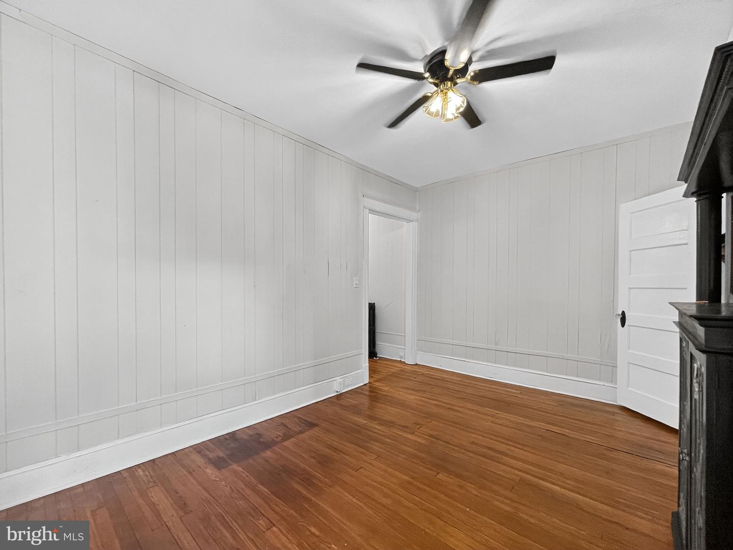 1438 INDEPENDENCE AVE SE, WASHINGTON, District Of Columbia 20003, 3 Bedrooms Bedrooms, ,2 BathroomsBathrooms,Residential,For sale,1438 INDEPENDENCE AVE SE,DCDC2209824 MLS # DCDC2209824
