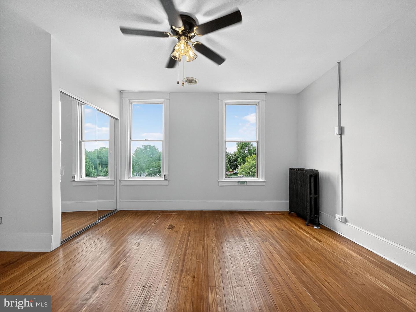 1438 INDEPENDENCE AVE SE, WASHINGTON, District Of Columbia 20003, 3 Bedrooms Bedrooms, ,2 BathroomsBathrooms,Residential,For sale,1438 INDEPENDENCE AVE SE,DCDC2209824 MLS # DCDC2209824