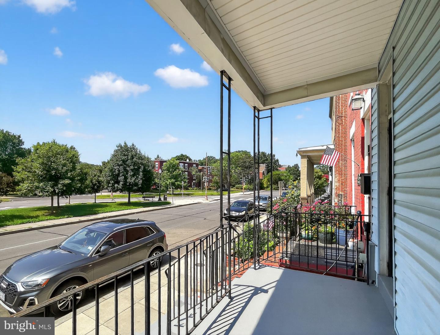 1438 INDEPENDENCE AVE SE, WASHINGTON, District Of Columbia 20003, 3 Bedrooms Bedrooms, ,2 BathroomsBathrooms,Residential,For sale,1438 INDEPENDENCE AVE SE,DCDC2209824 MLS # DCDC2209824