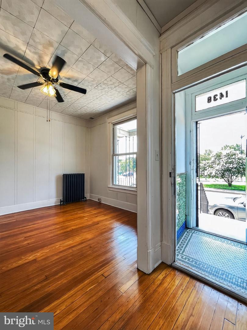 1438 INDEPENDENCE AVE SE, WASHINGTON, District Of Columbia 20003, 3 Bedrooms Bedrooms, ,2 BathroomsBathrooms,Residential,For sale,1438 INDEPENDENCE AVE SE,DCDC2209824 MLS # DCDC2209824