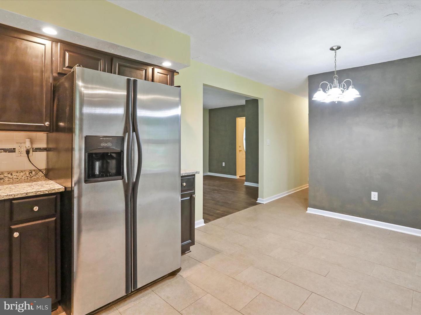275 MOUNTAIN HEIGHTS RD, FRONT ROYAL, Virginia 22630, 2 Bedrooms Bedrooms, ,1 BathroomBathrooms,Residential,For sale,275 MOUNTAIN HEIGHTS RD,VAWR2011662 MLS # VAWR2011662