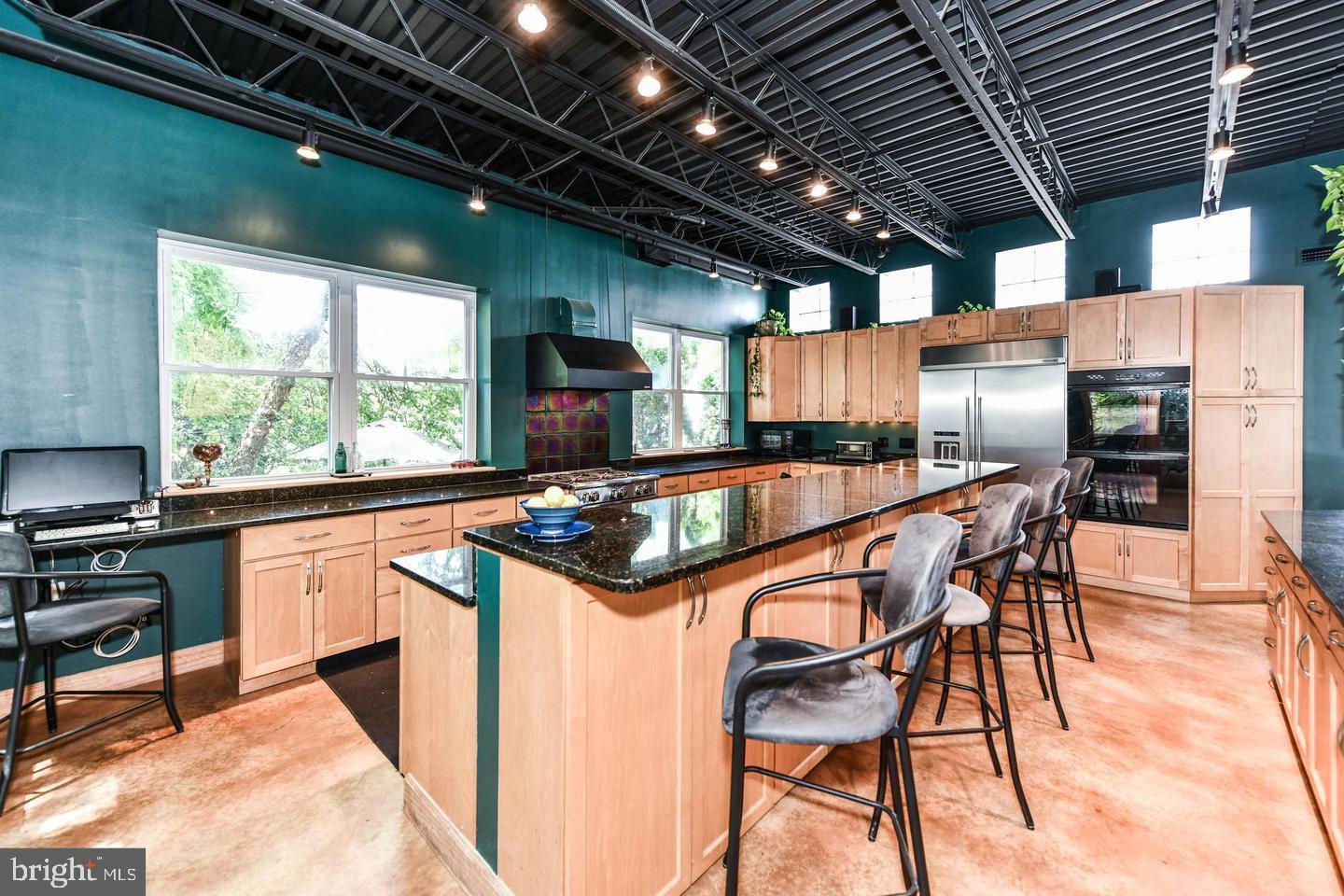 2222 N EMERSON ST, ARLINGTON, Virginia 22207, 3 Bedrooms Bedrooms, ,3 BathroomsBathrooms,Residential,For sale,2222 N EMERSON ST,VAAR2060576 MLS # VAAR2060576