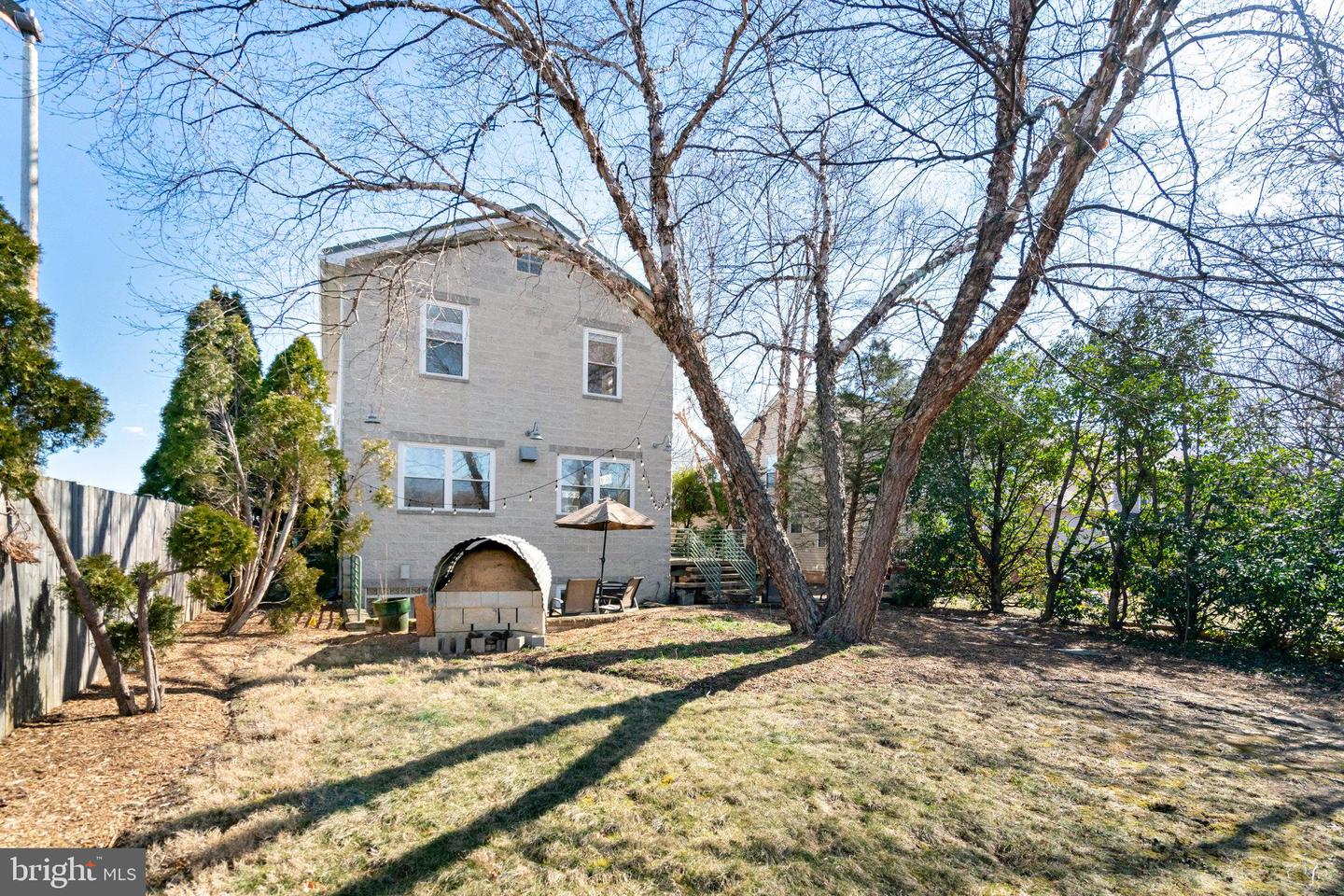 2222 N EMERSON ST, ARLINGTON, Virginia 22207, 3 Bedrooms Bedrooms, ,3 BathroomsBathrooms,Residential,For sale,2222 N EMERSON ST,VAAR2060576 MLS # VAAR2060576