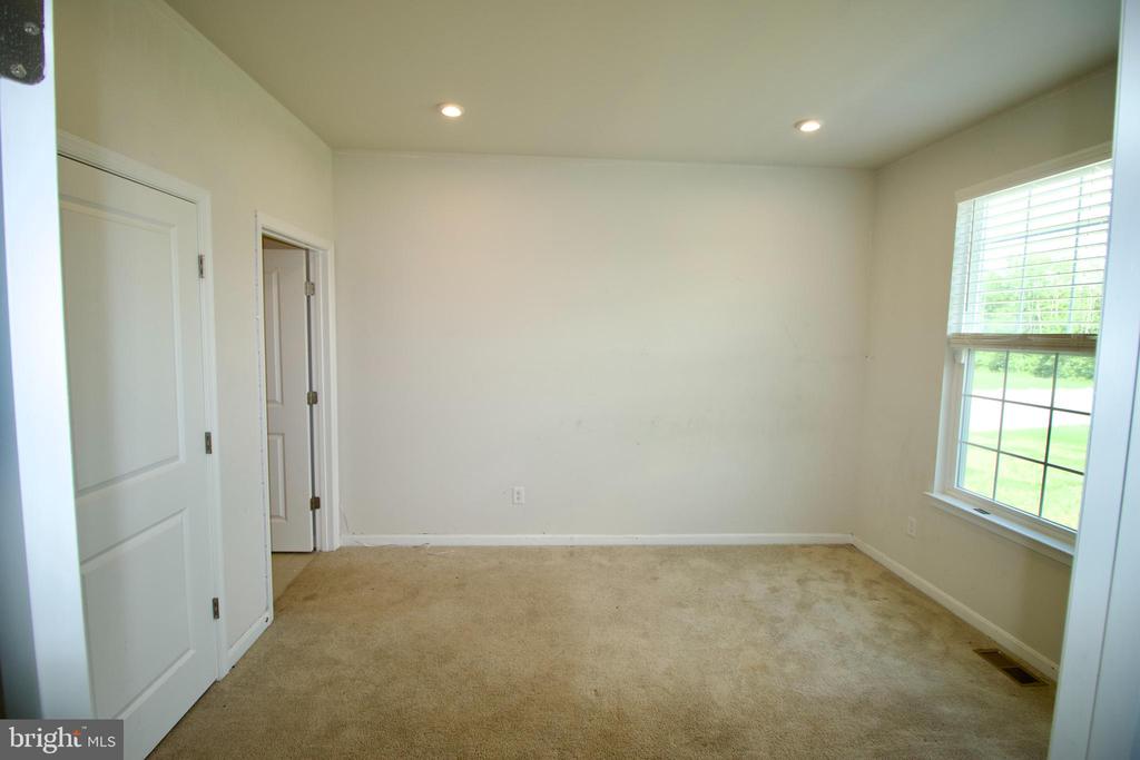 9003 WALNUT HILL RD, FREDERICKSBURG, Virginia 22408, 5 Bedrooms Bedrooms, ,3 BathroomsBathrooms,Residential,9003 WALNUT HILL RD,VASP2034648 MLS # VASP2034648