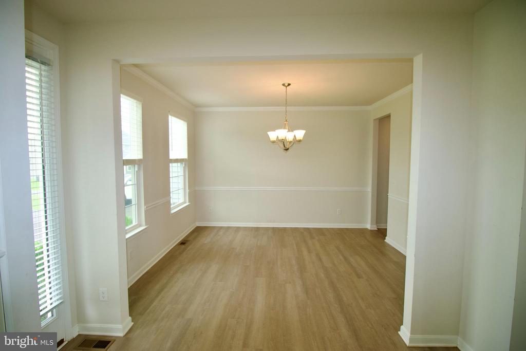 9003 WALNUT HILL RD, FREDERICKSBURG, Virginia 22408, 5 Bedrooms Bedrooms, ,3 BathroomsBathrooms,Residential,9003 WALNUT HILL RD,VASP2034648 MLS # VASP2034648