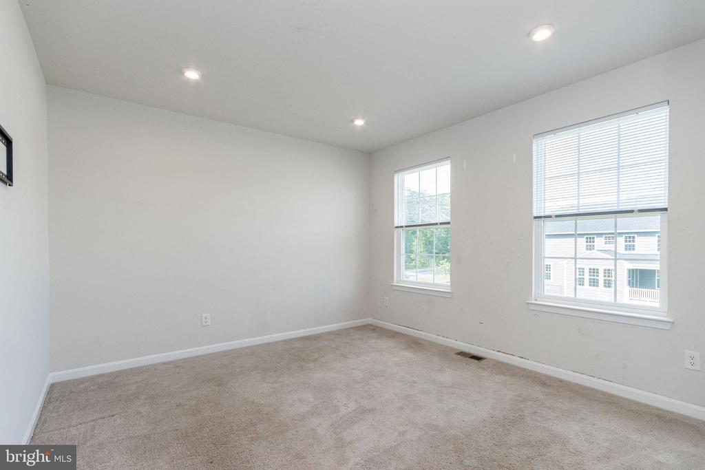 9003 WALNUT HILL RD, FREDERICKSBURG, Virginia 22408, 5 Bedrooms Bedrooms, ,3 BathroomsBathrooms,Residential,9003 WALNUT HILL RD,VASP2034648 MLS # VASP2034648