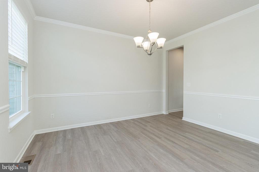 9003 WALNUT HILL RD, FREDERICKSBURG, Virginia 22408, 5 Bedrooms Bedrooms, ,3 BathroomsBathrooms,Residential,9003 WALNUT HILL RD,VASP2034648 MLS # VASP2034648