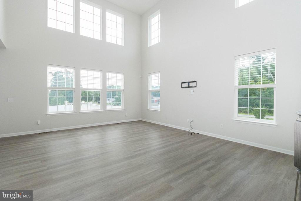 9003 WALNUT HILL RD, FREDERICKSBURG, Virginia 22408, 5 Bedrooms Bedrooms, ,3 BathroomsBathrooms,Residential,9003 WALNUT HILL RD,VASP2034648 MLS # VASP2034648