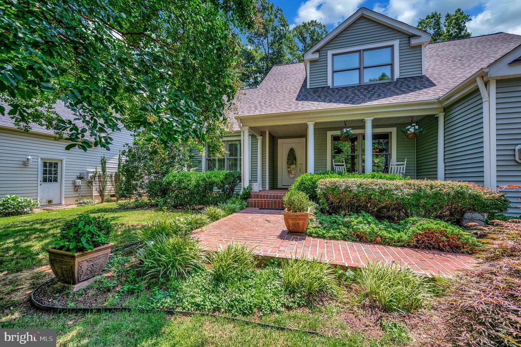 3906 LAKEVIEW PKWY, LOCUST GROVE, Virginia 22508, 4 Bedrooms Bedrooms, ,2 BathroomsBathrooms,Residential,3906 LAKEVIEW PKWY,VAOR2010170 MLS # VAOR2010170