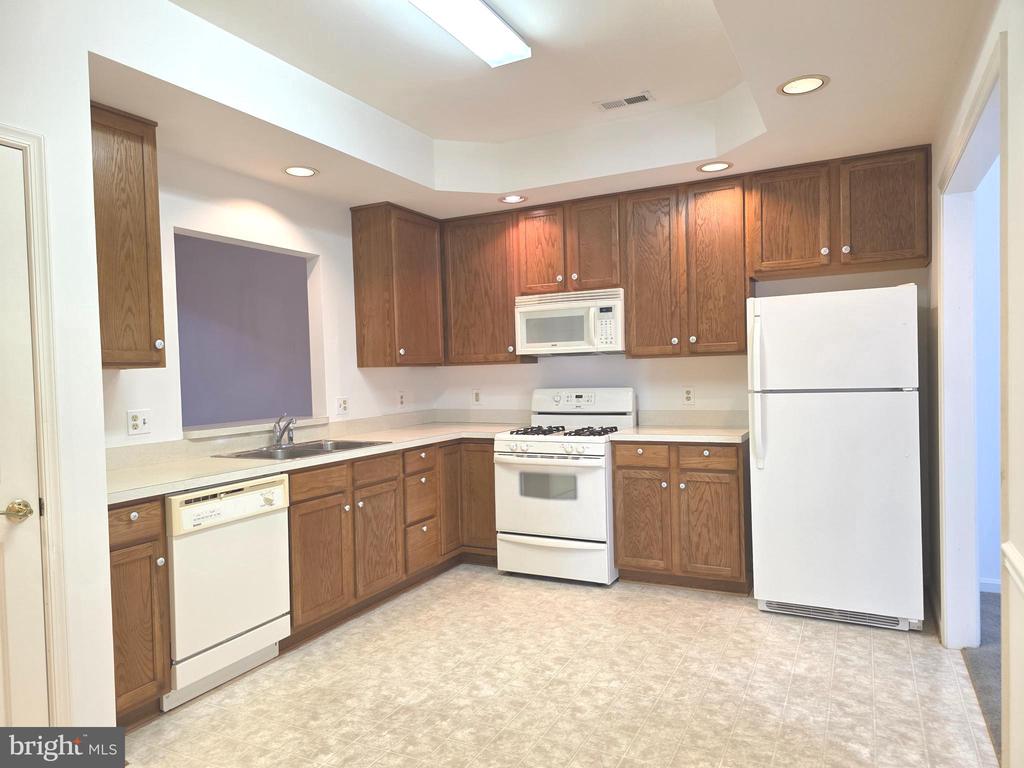 11206 LYNCHBURG DR, FREDERICKSBURG, Virginia 22407, 2 Bedrooms Bedrooms, ,2 BathroomsBathrooms,Residential,11206 LYNCHBURG DR,VASP2034650 MLS # VASP2034650