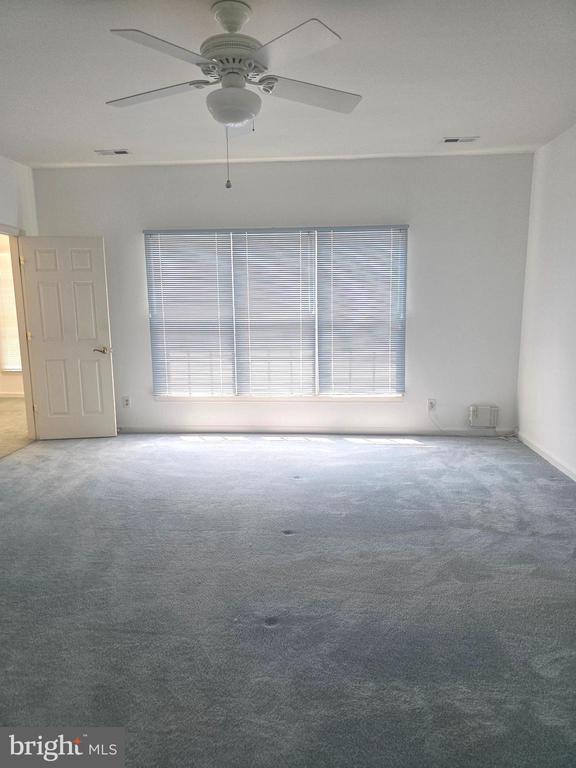 11206 LYNCHBURG DR, FREDERICKSBURG, Virginia 22407, 2 Bedrooms Bedrooms, ,2 BathroomsBathrooms,Residential,11206 LYNCHBURG DR,VASP2034650 MLS # VASP2034650