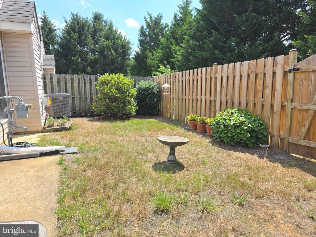 11206 LYNCHBURG DR, FREDERICKSBURG, Virginia 22407, 2 Bedrooms Bedrooms, ,2 BathroomsBathrooms,Residential,11206 LYNCHBURG DR,VASP2034650 MLS # VASP2034650