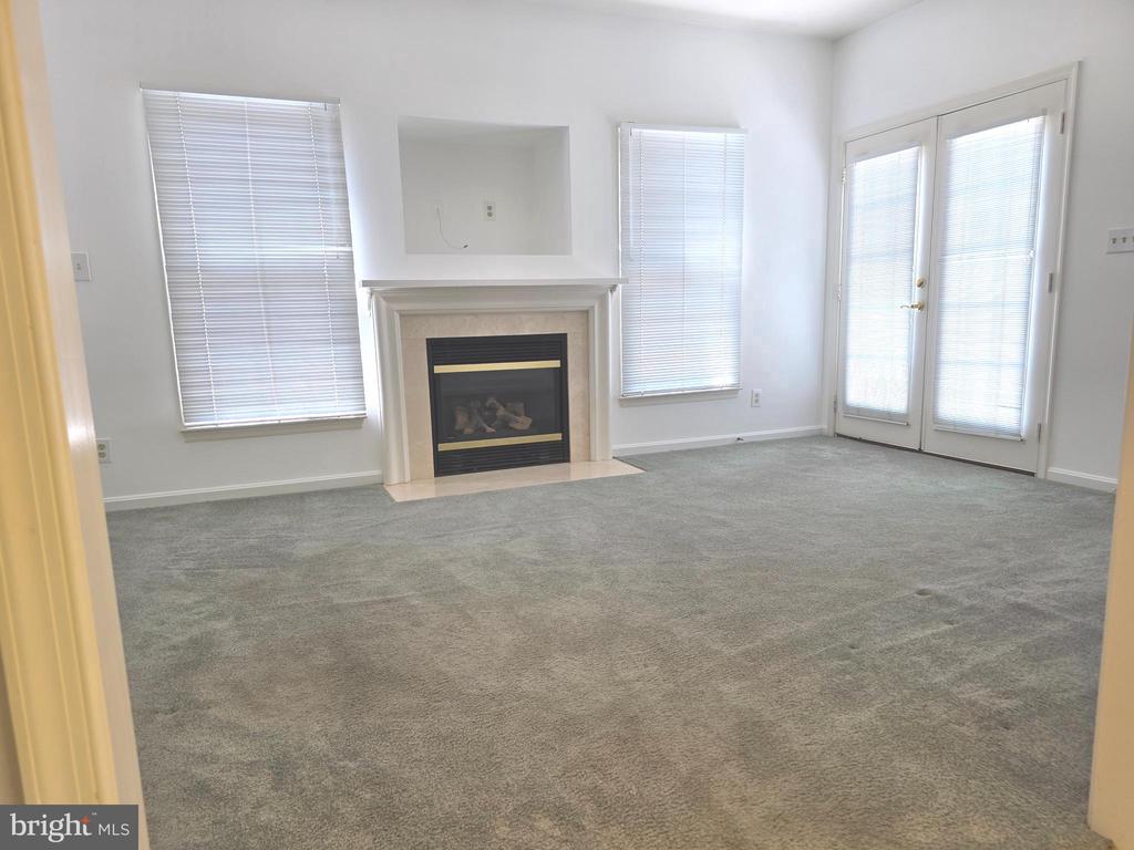 11206 LYNCHBURG DR, FREDERICKSBURG, Virginia 22407, 2 Bedrooms Bedrooms, ,2 BathroomsBathrooms,Residential,11206 LYNCHBURG DR,VASP2034650 MLS # VASP2034650