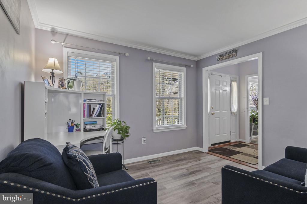 8802 DUNDEE DR, FREDERICKSBURG, Virginia 22408, 4 Bedrooms Bedrooms, ,3 BathroomsBathrooms,Residential,8802 DUNDEE DR,VASP2034676 MLS # VASP2034676